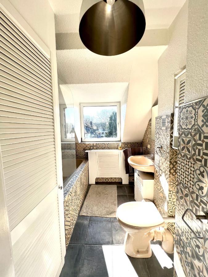 Duisburg Feelhome, Flughafen Nah,2-Schlafzimmer, Badewanne, Zentral, Wifi, Top Floor Zewnętrze zdjęcie